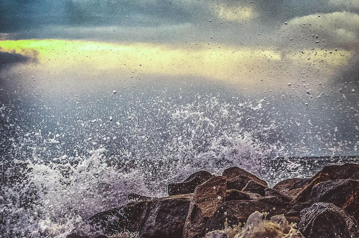 Coastal vs Inland Gales: Why the Coast Gets Hit Harder (and How to Prepare)